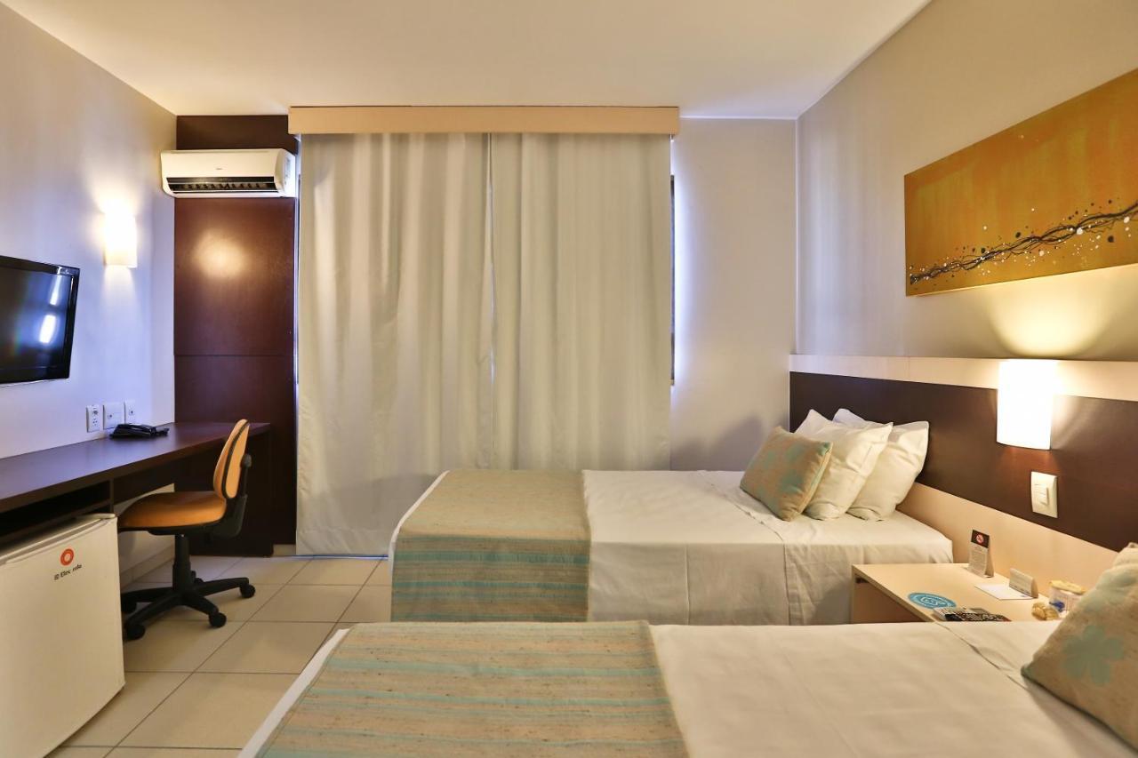 Comfort Hotel Goiania Exterior photo