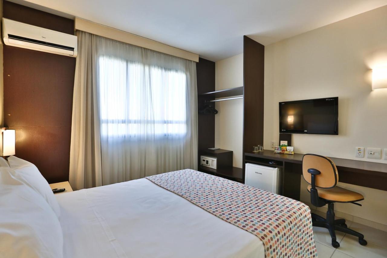 Comfort Hotel Goiania Exterior photo