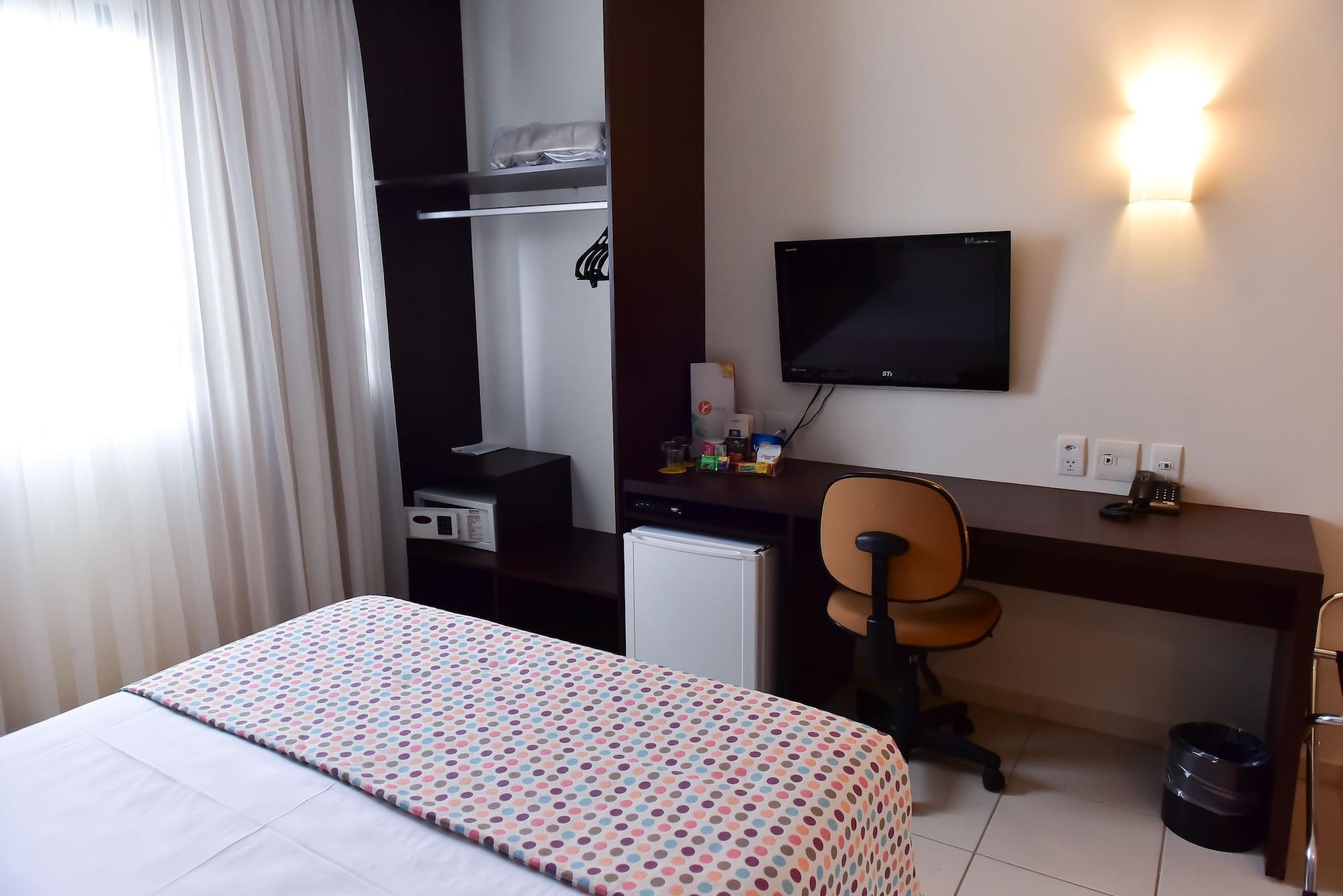 Comfort Hotel Goiania Exterior photo