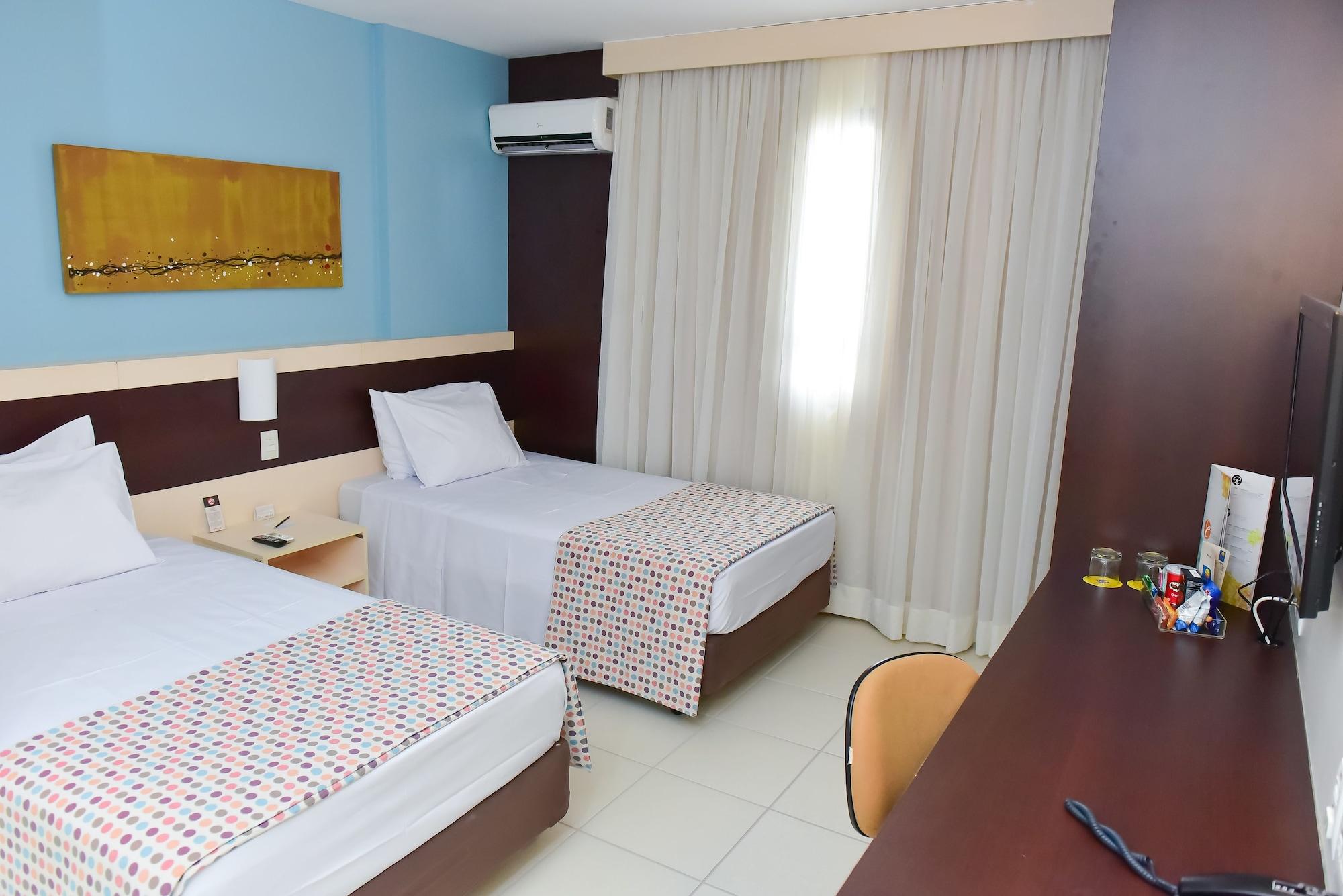Comfort Hotel Goiania Exterior photo