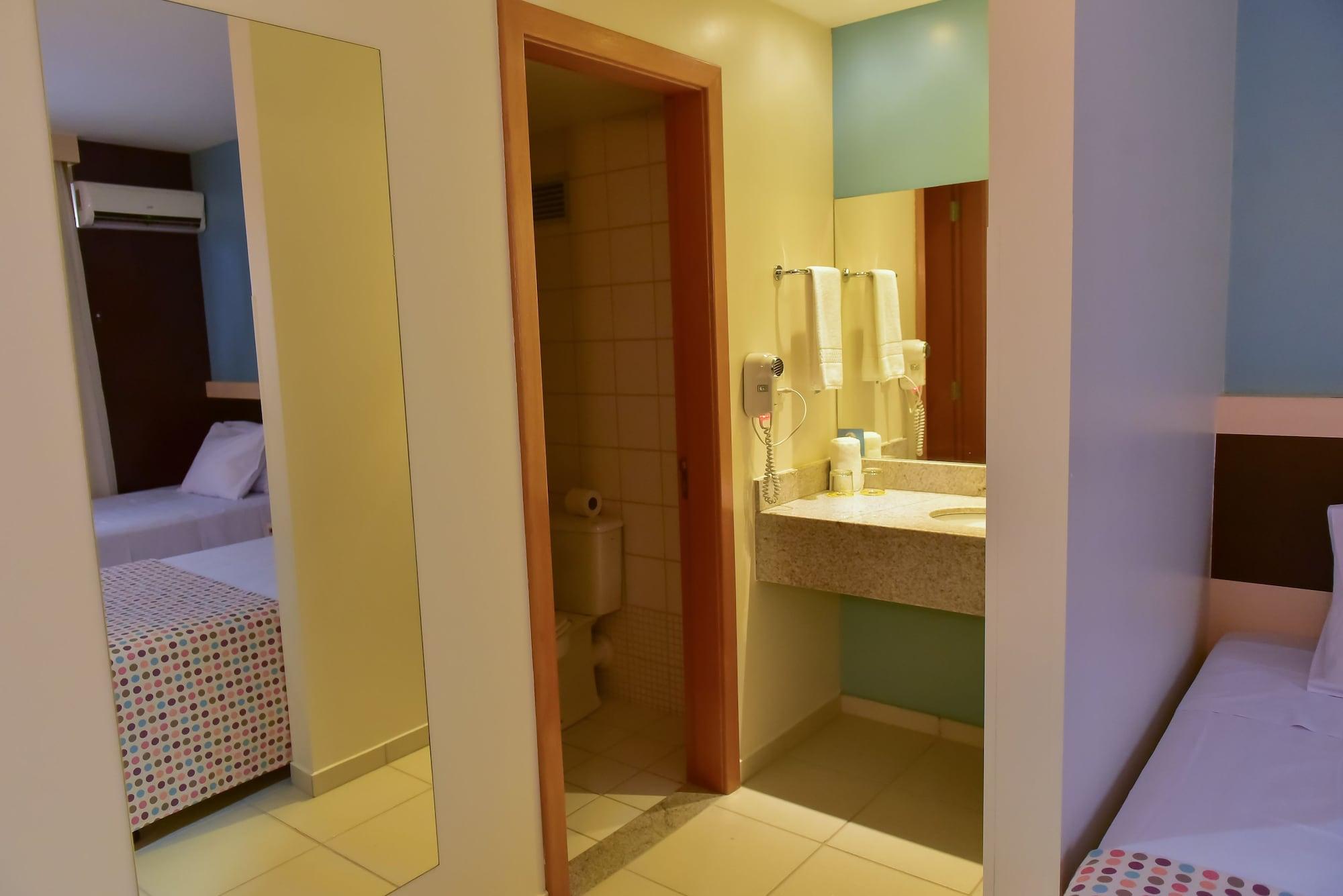 Comfort Hotel Goiania Exterior photo